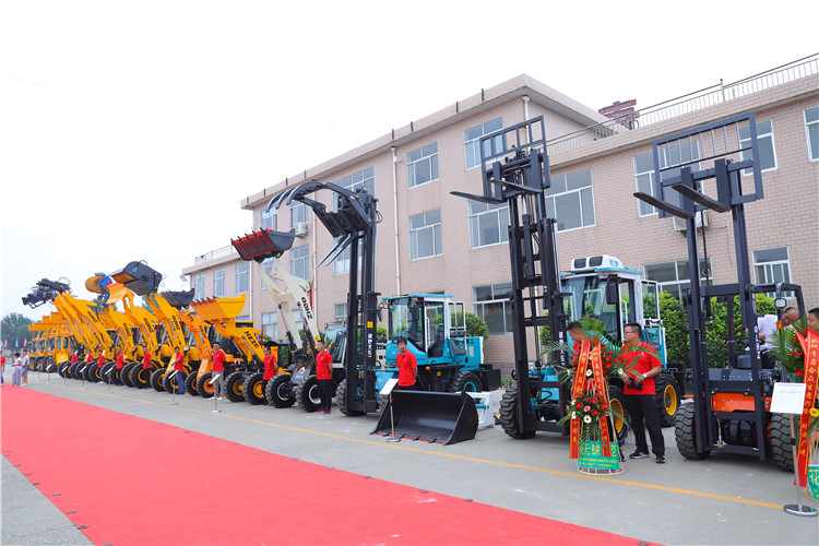  郃(he)衆(zhong)重(zhong)工(gong)多功(gong)能産品(pin)縯示(shi)